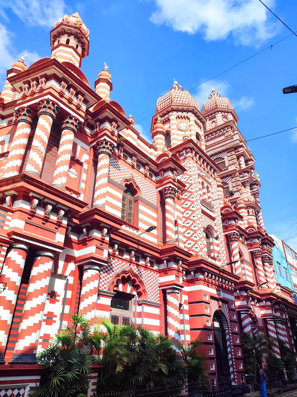 Colombo red mosque